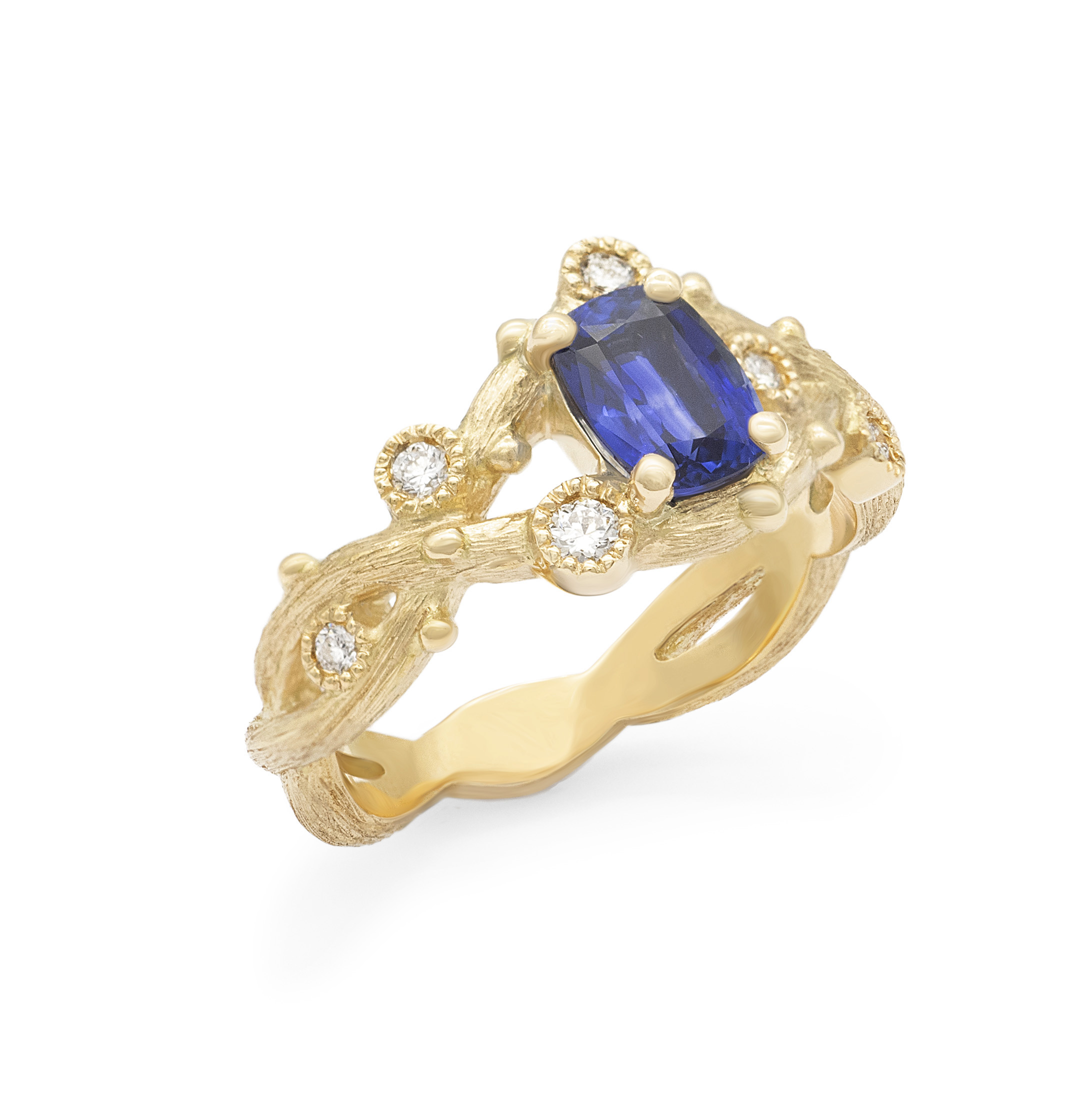 bague-gypsophile-personnalisee-or-jaune-saphir-bleu-diamants-38140ec7
