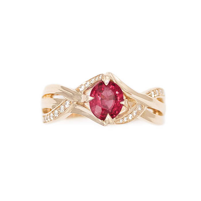 entrelacs-brins-herbe-personnalisee-or-rouge-rubis-diamants-9bf6eb4b